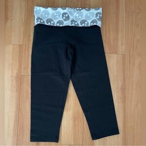 Y2K PINK Victoria Secret Fold Over Skull Face Yoga Capri’s XS